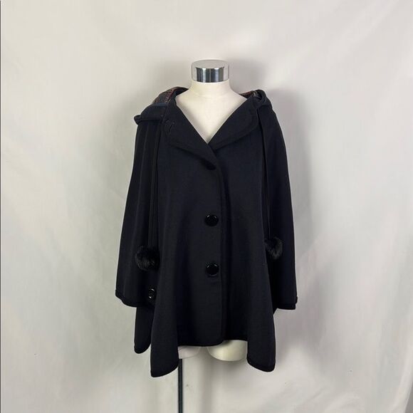 French Connection Black With Plaid Lining Hood Vintage Cape